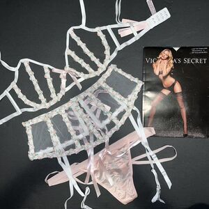 Victoria's Secret 34C BRA SET+garter+S Thong STRAPPY WHITE PINK BRIDAL Cutout